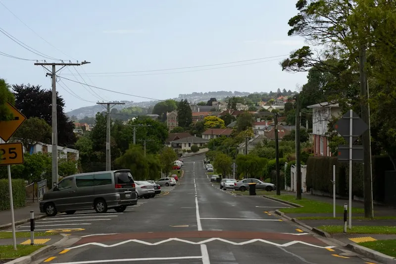 A quiet New Zealand suburban street
